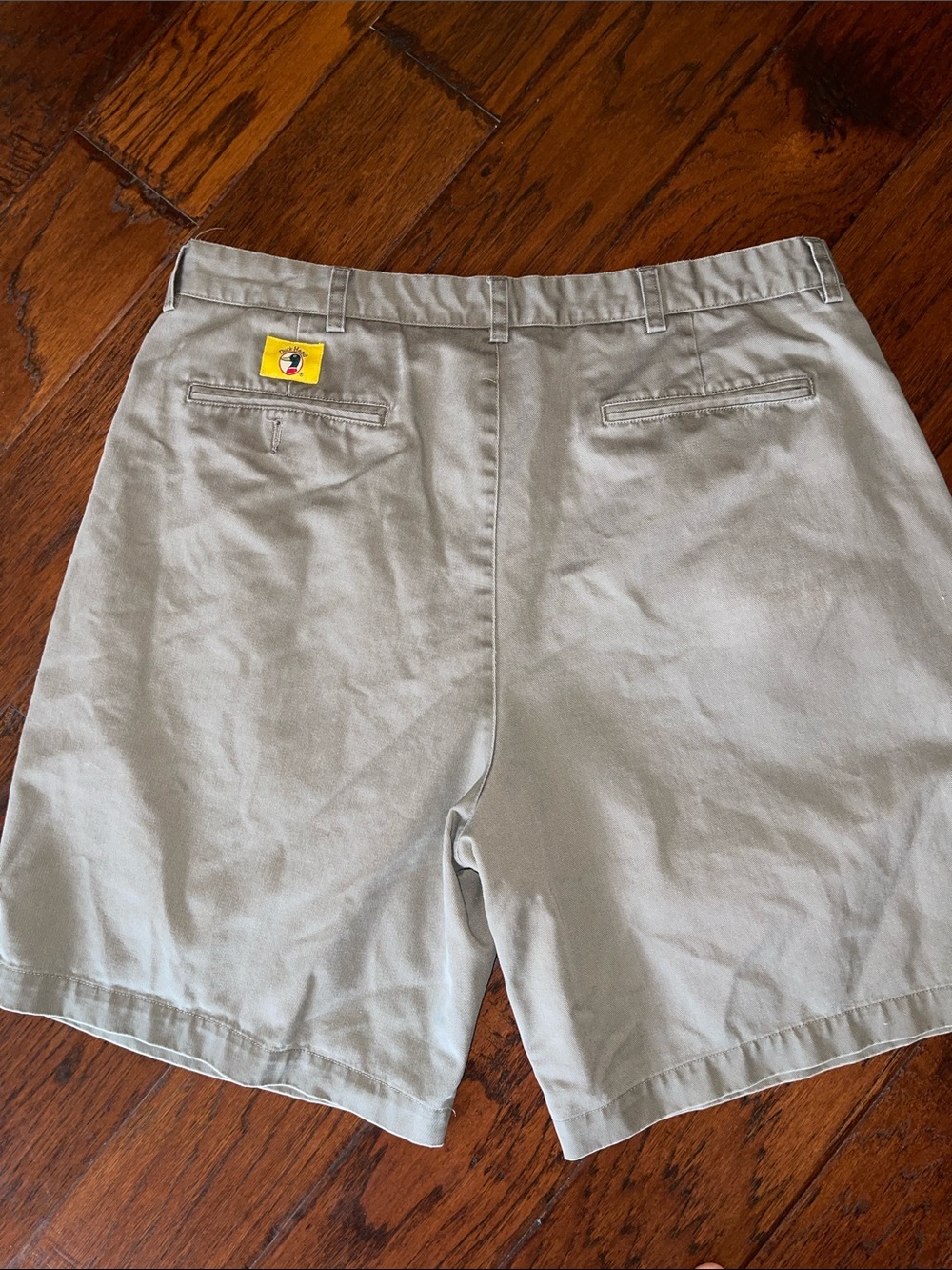Vintage Duck Head Men's Light Olive Flat-Front Shorts